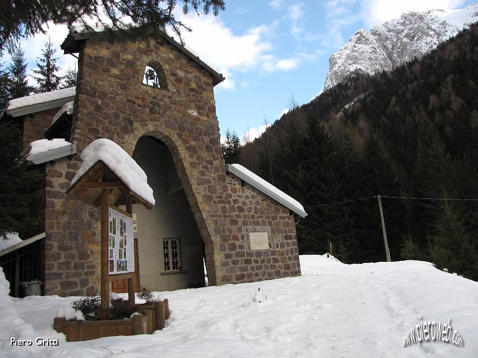 48 Chiesetta di S. Maria Ausiliatrice e S. Barbara.jpg